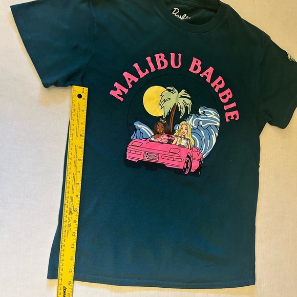 Mattel Malibu Barbie Graphic T-Shirt Sz-M.  AA19 - Picture 7 of 7